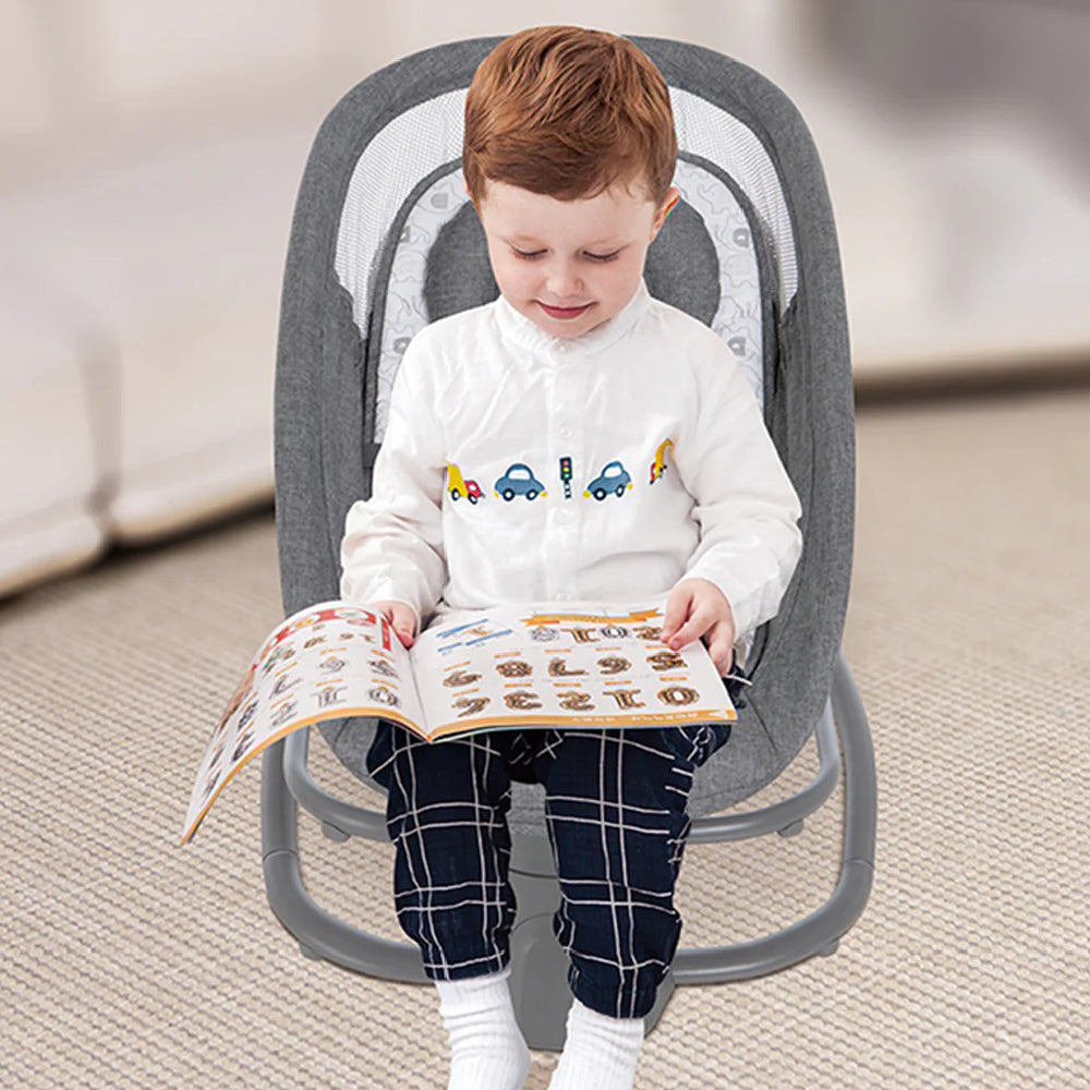 Mastela 4 in 1 Deluxe Multi Functional Bassinet